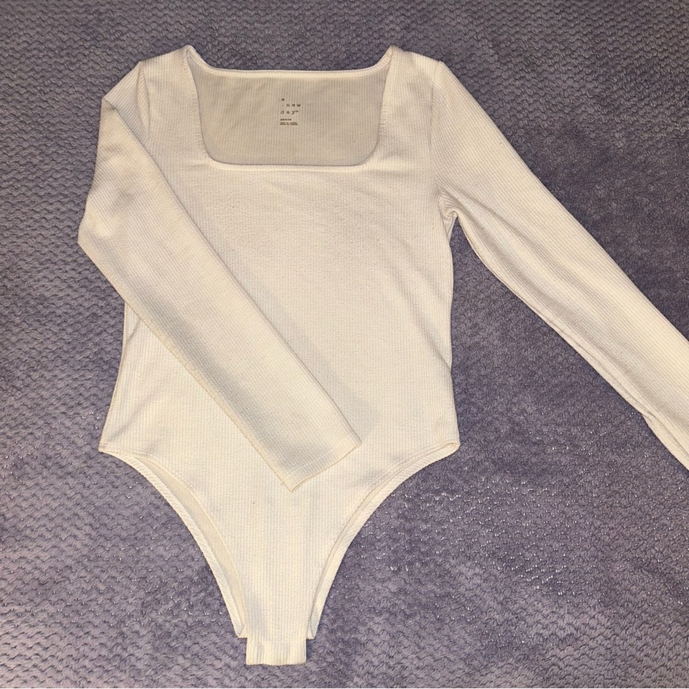 White / cream long sleeve bodysuit